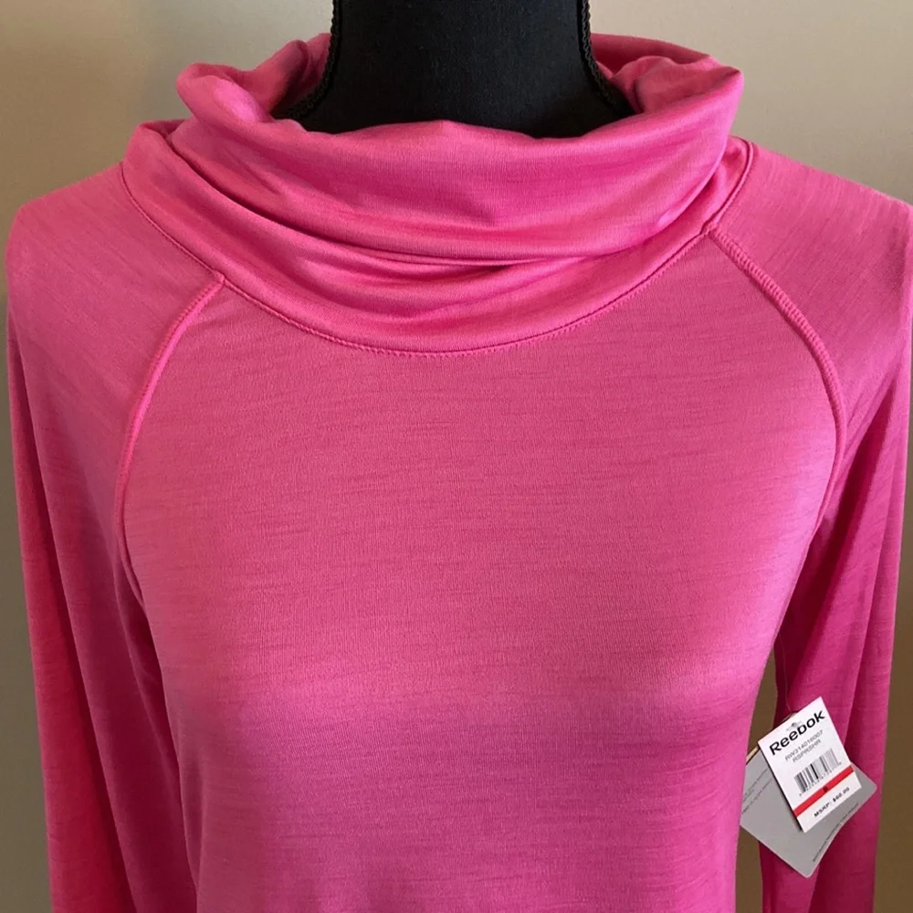 NWT- Pink Reebok runners top.  Barbiecore Vibes!  Slim Fit. Women’s size S. - Picture 3 of 14